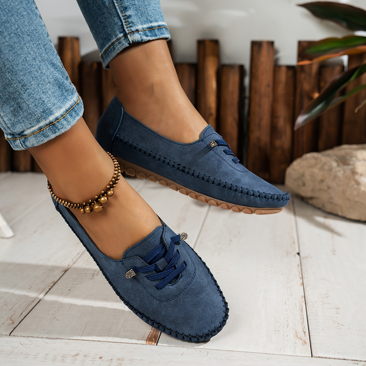 Orthelia™ – Cushioned Moccasins Designed for Sensitive Feet