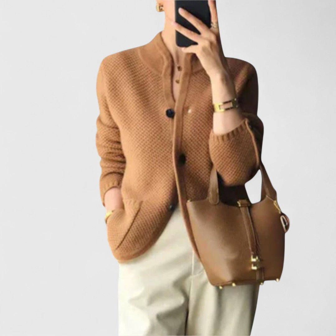 Alissa - Chic and Comfortable Cardigan