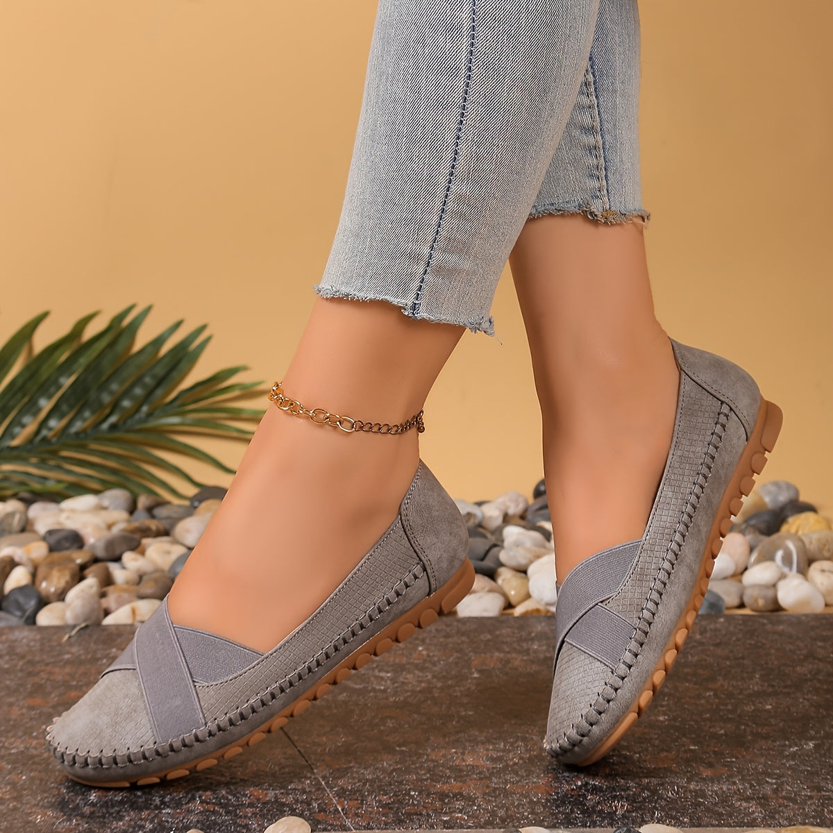 OrthoEase™ – Stylish Comfort for Delicate Feet