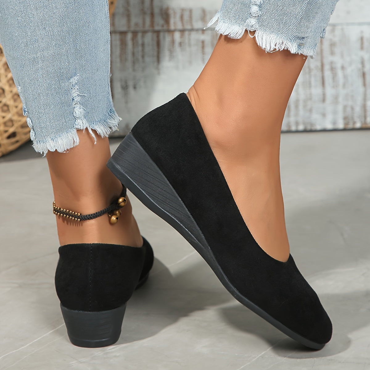 Éliane™ – Cozy Wedge-Heeled Ballet Flats