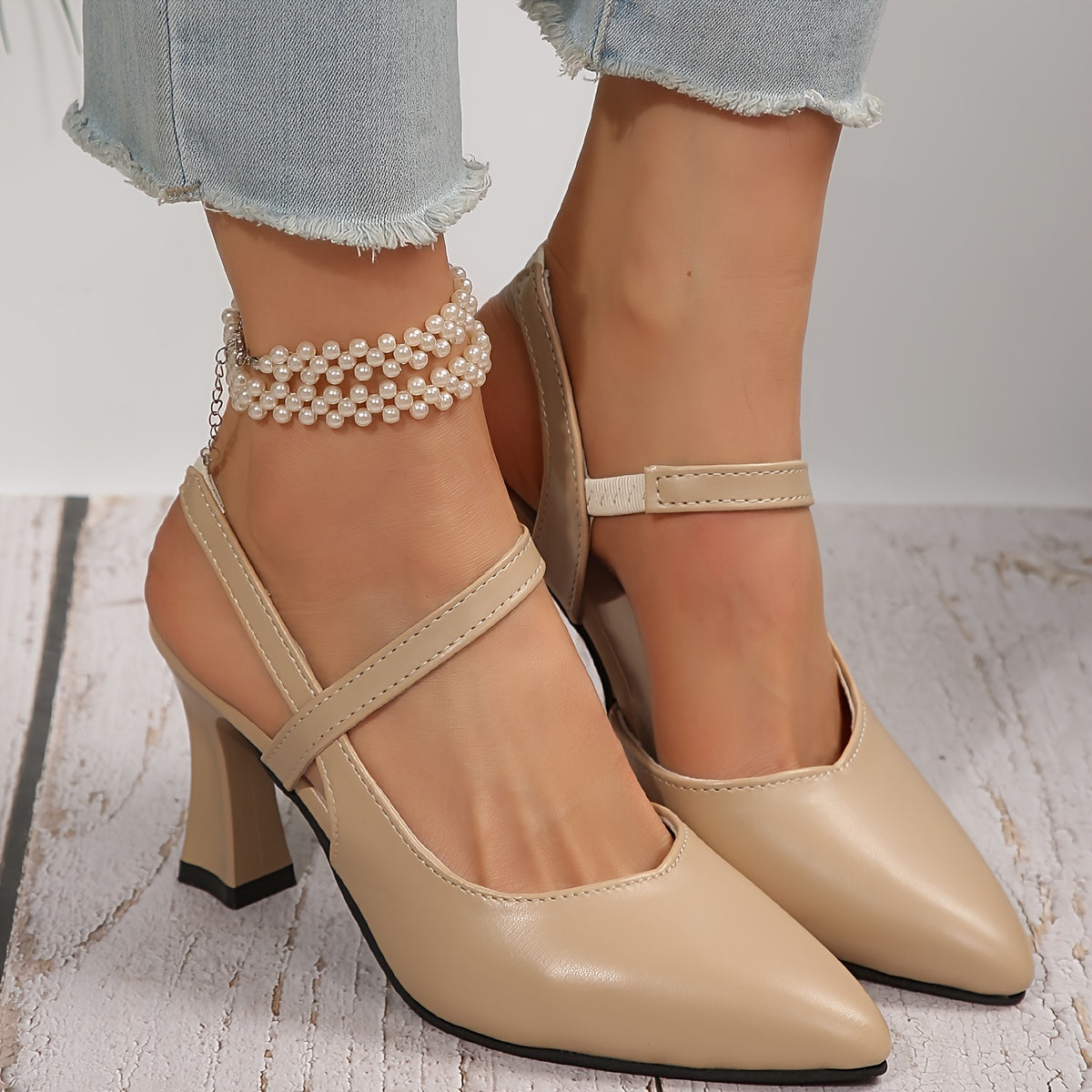 Amandare | Chic Comfort Heels