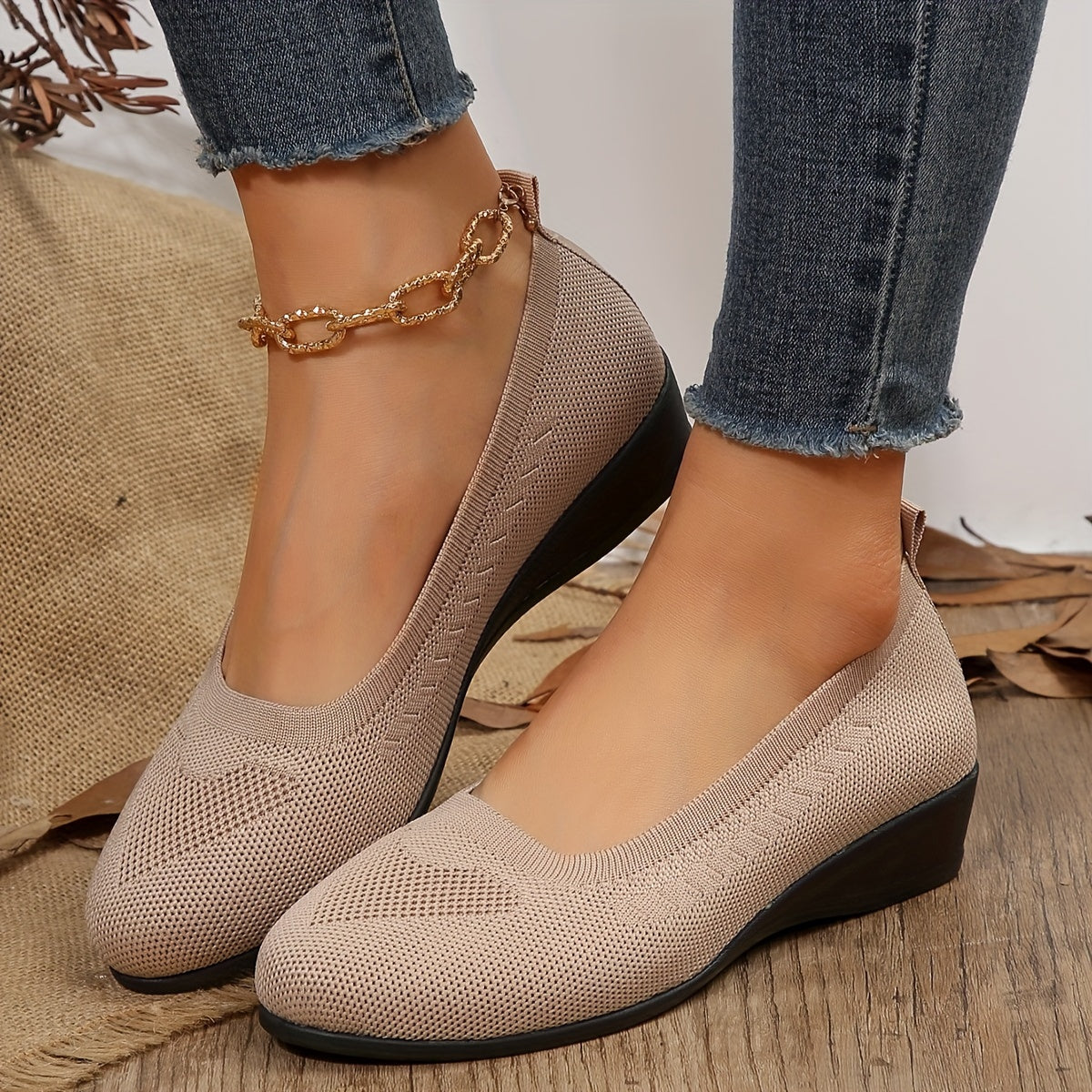 Flora™ – Graceful Versatility and Soothing Comfort