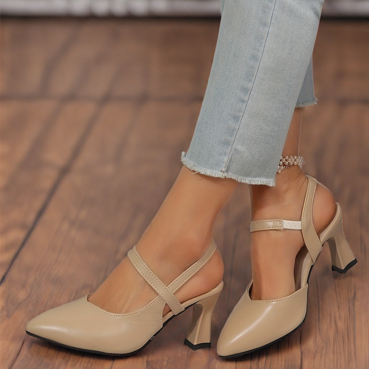 Amandare | Chic Comfort Heels