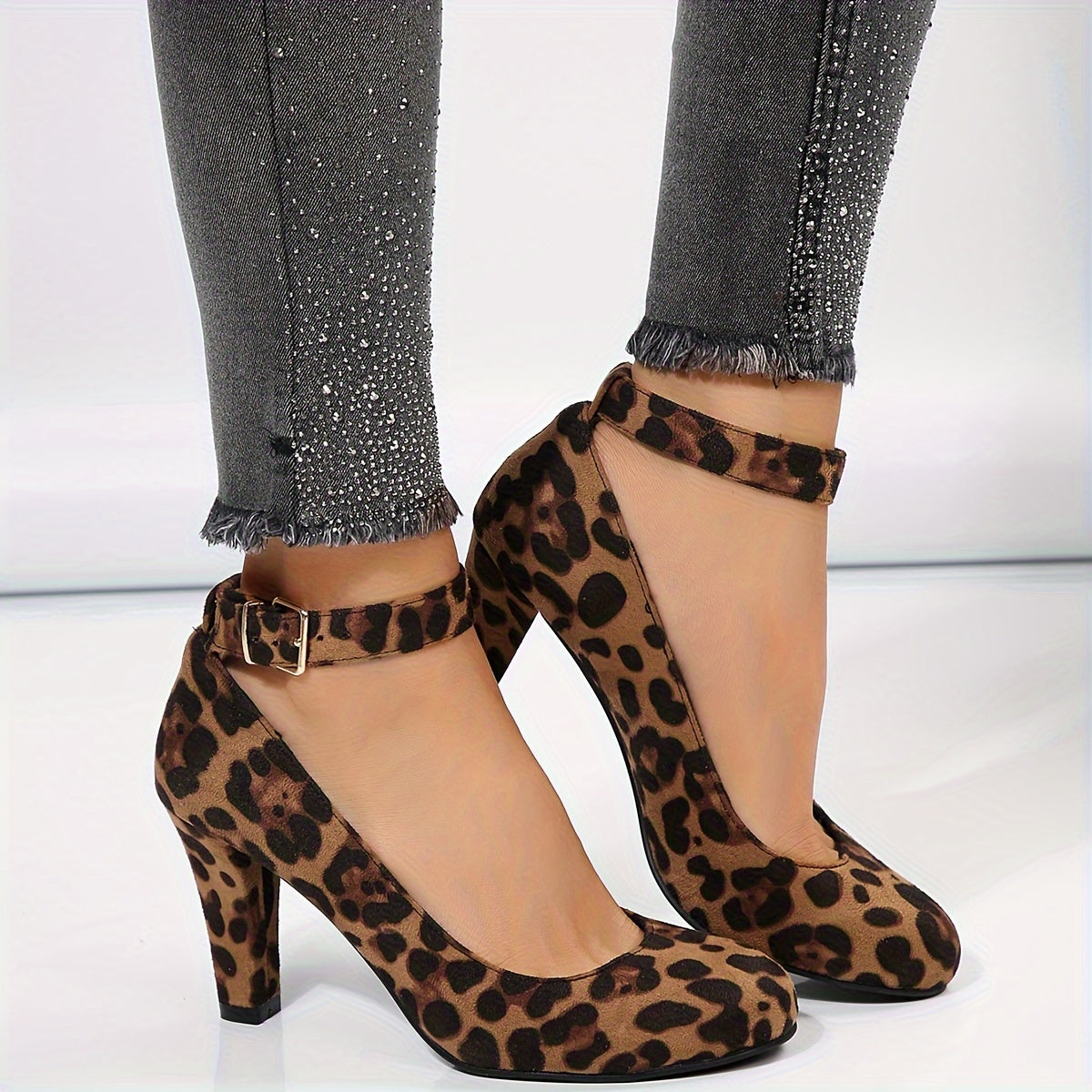 Alice – Exquisite Elegance, Effortless Comfort