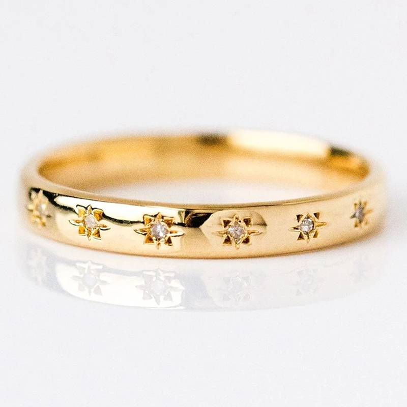 Gold and Zirconia Elegance Ring