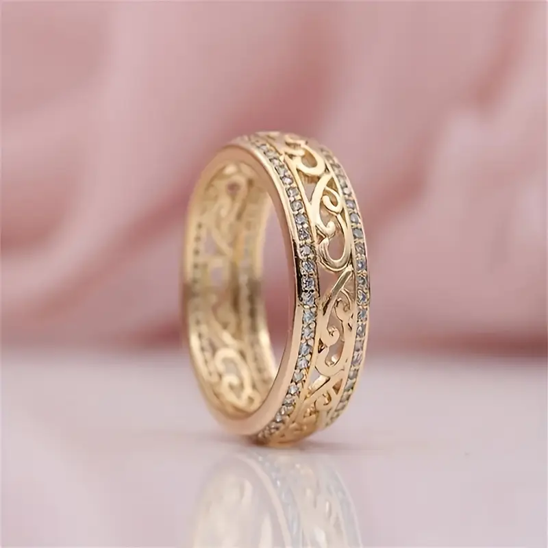 Open-Center Gold Ring
