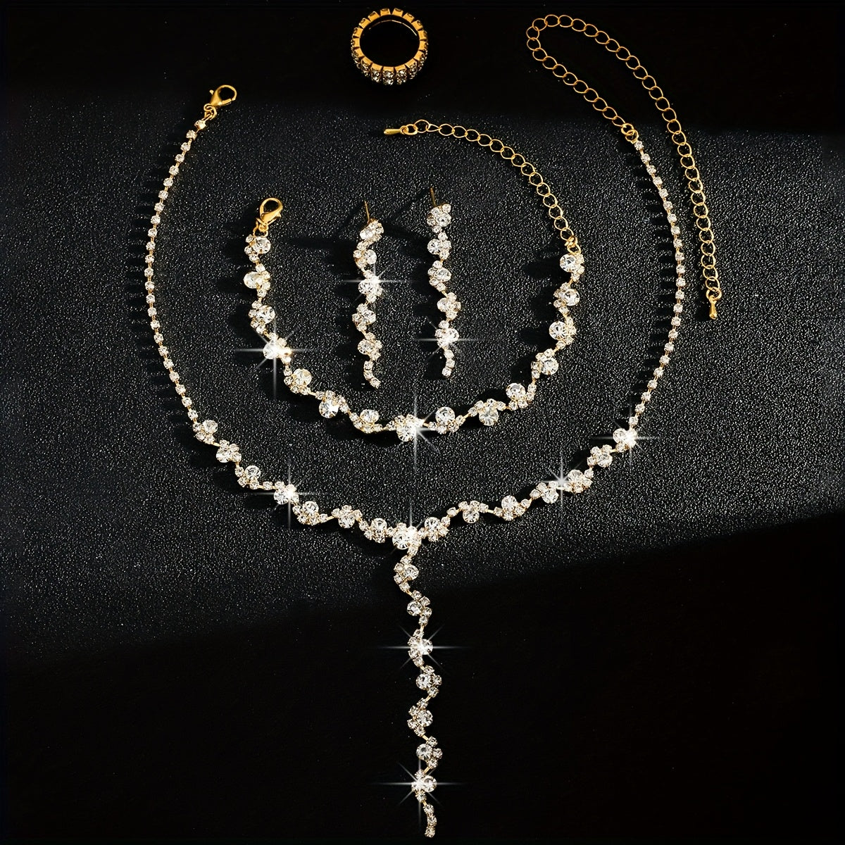 Valerine | Luxurious Sparkling Floral Jewelry Set