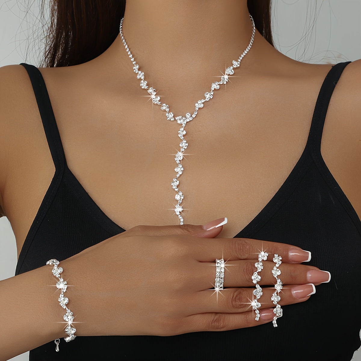 Valerine | Luxurious Sparkling Floral Jewelry Set