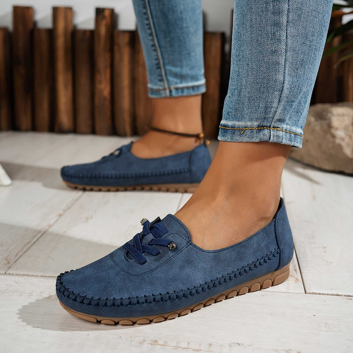 Orthelia™ – Cushioned Moccasins Designed for Sensitive Feet