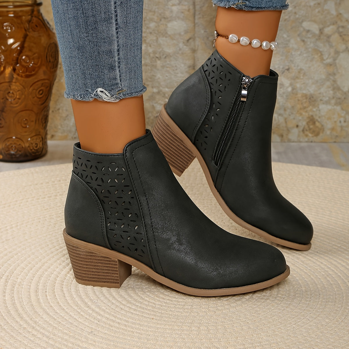Léonie™ – Comfortable and Breathable Ankle Boots
