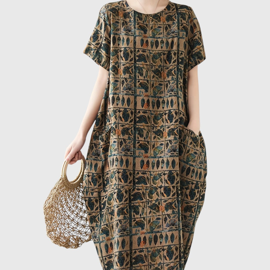 Andrea - Chic Maxi Dress with Tummy-Enhancing Design