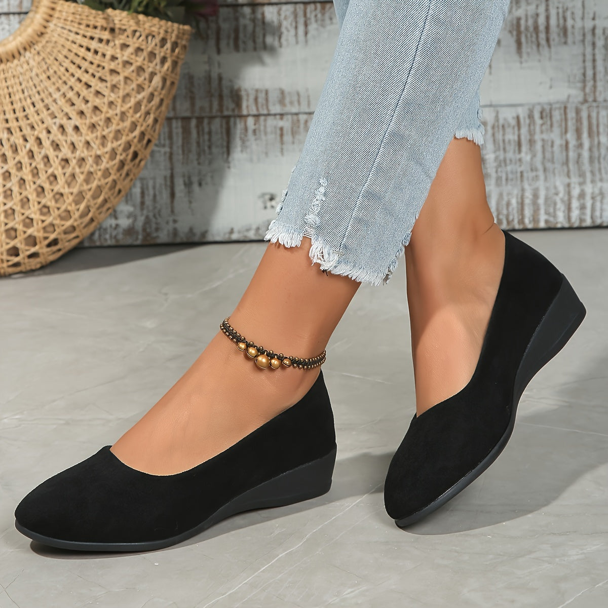 Éliane™ – Cozy Wedge-Heeled Ballet Flats