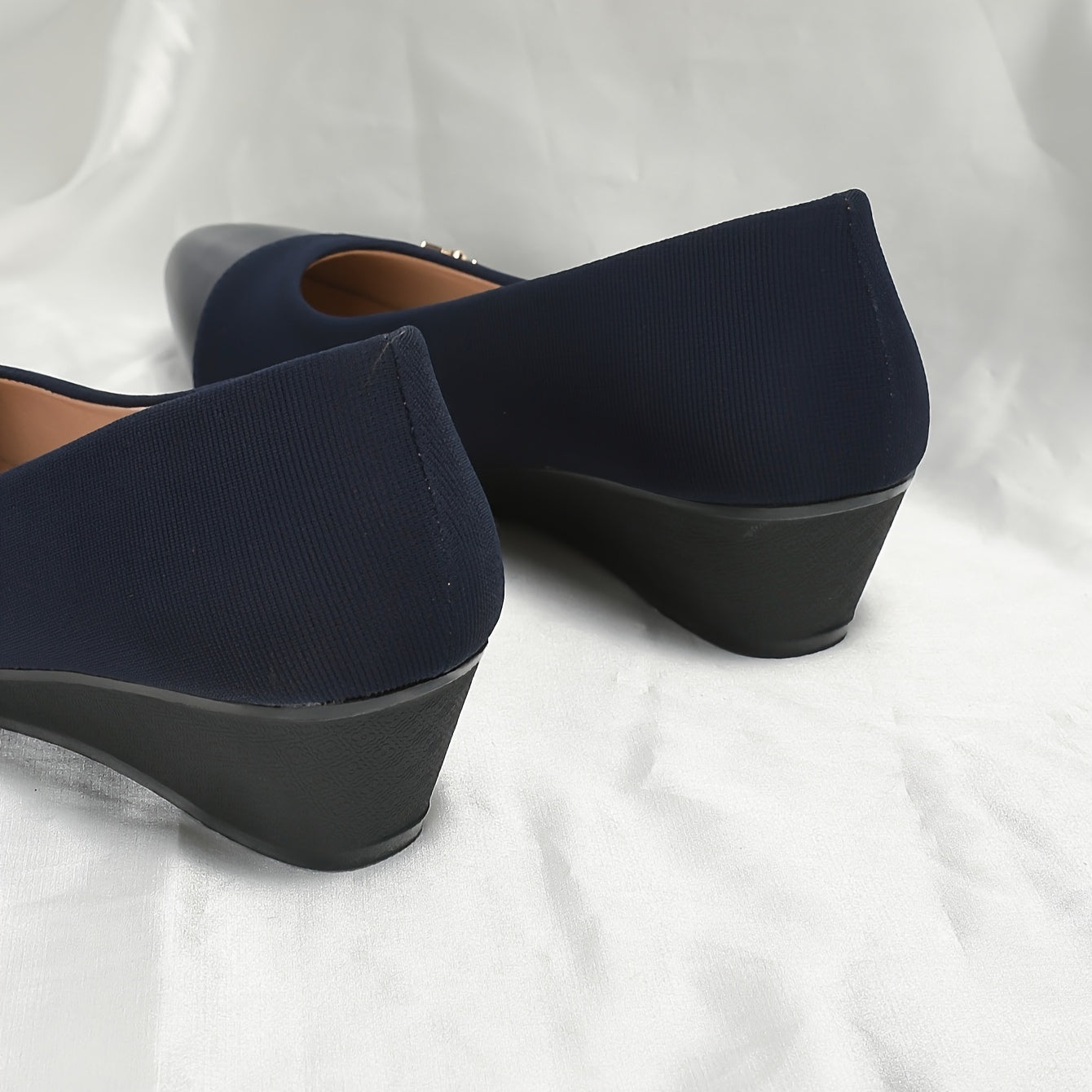 Clara™ – Seamless Sophistication