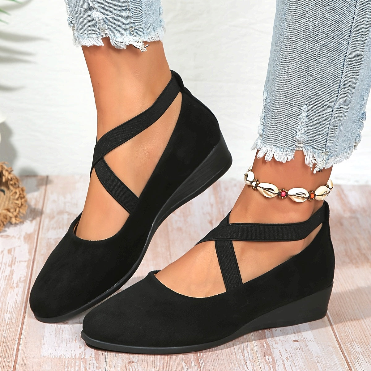 Élise® – Elegant Cross-Strap Ballerinas for Ultimate Comfort