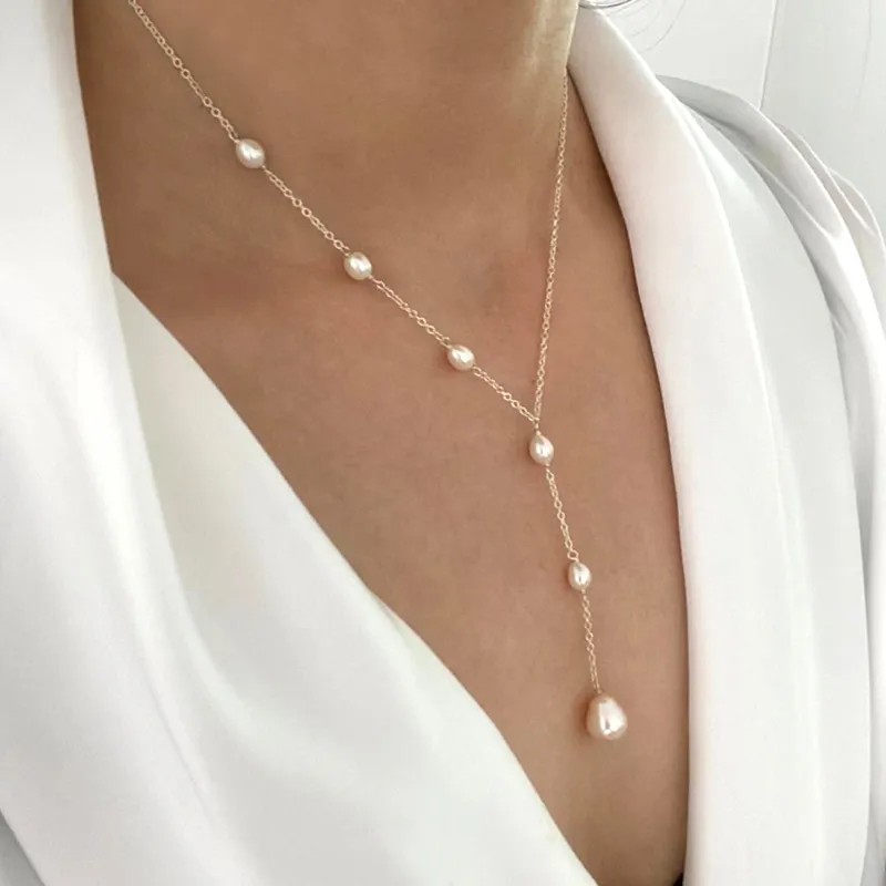 Pearl Pendant Necklace